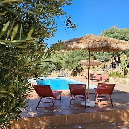 Villa El Carril *